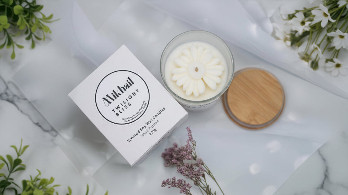 Mikhail Twilight Bliss candle Soy wax candle, handpoured long lasting smell 